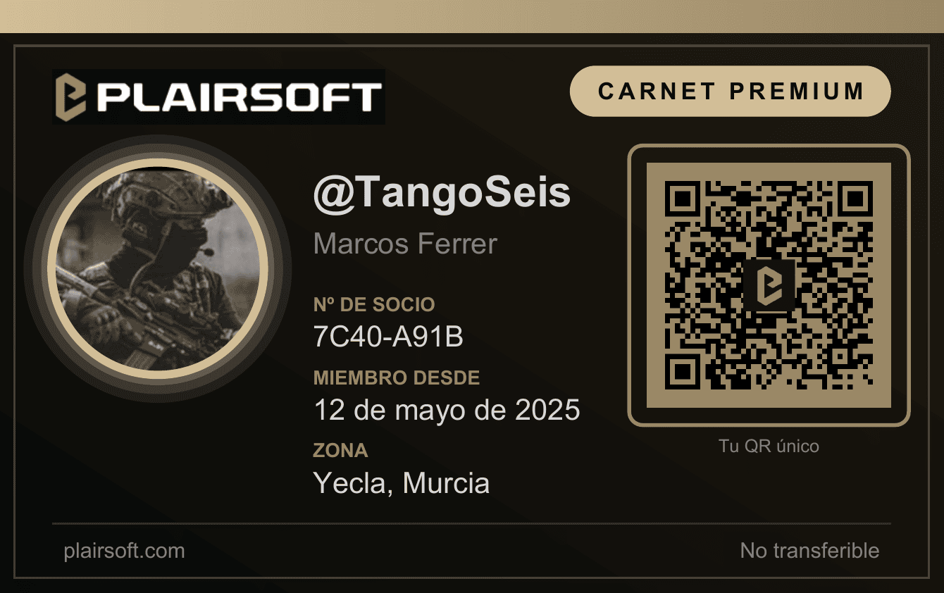 Cartão de sócio premium da Plairsoft com a faixa dourada, o QR emoldurado e o aro dourado na foto
