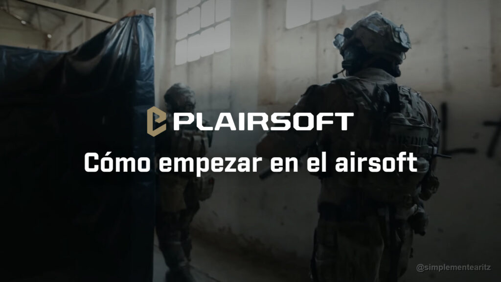 Dos jugadores de airsoft entrando en un edificio a contraluz durante una partida